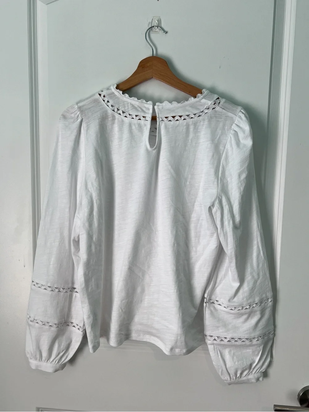 Boden Women’s White Eyelet-Trim Long Sleeve Top SZ 10 Coastal Vacation